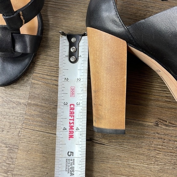 Dolce Vita Women’s Black and Tan Strappy Chunky Wood Heel Niro Sandal, size 7 - Picture 9 of 11